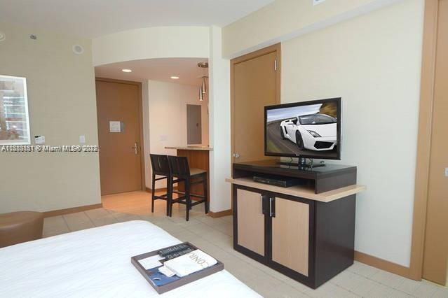 MAYFIELD CONDO - Residential