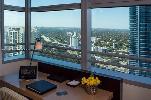 MAYFIELD CONDO - Residential