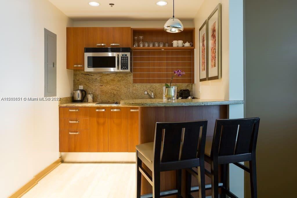 MAYFIELD CONDO - Residential