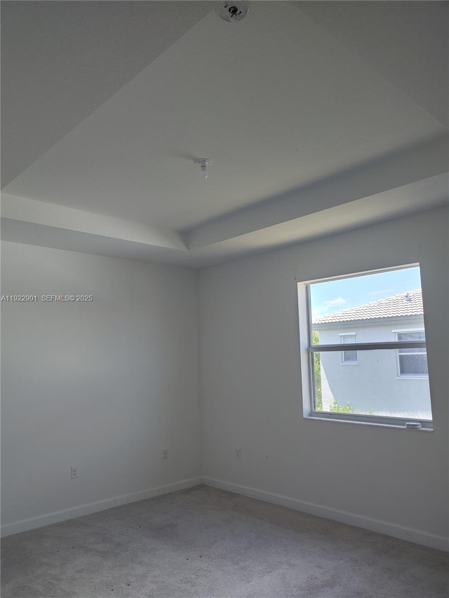 KEYS GATE RESIDENTIAL - Residential Lease