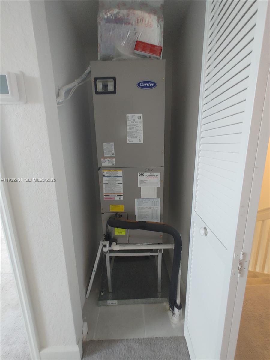 KEYS GATE RESIDENTIAL - Residential Lease