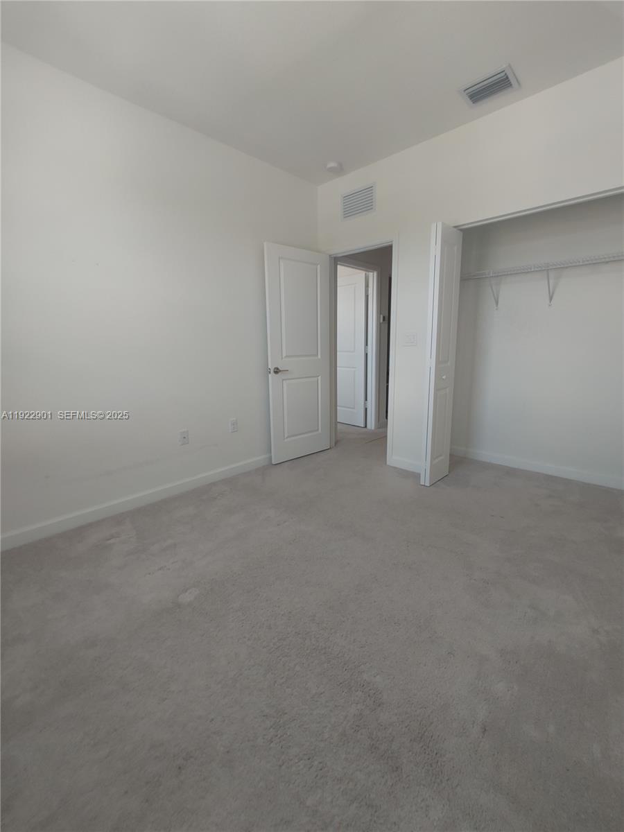 KEYS GATE RESIDENTIAL - Residential Lease