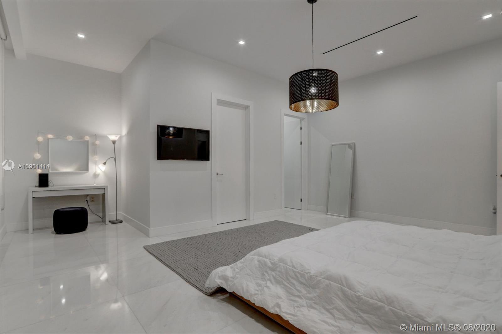 SEA ISLAND - Residential