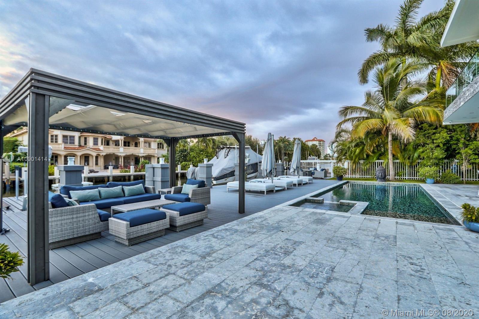 SEA ISLAND - Residential