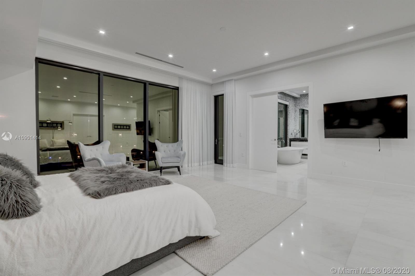 SEA ISLAND - Residential