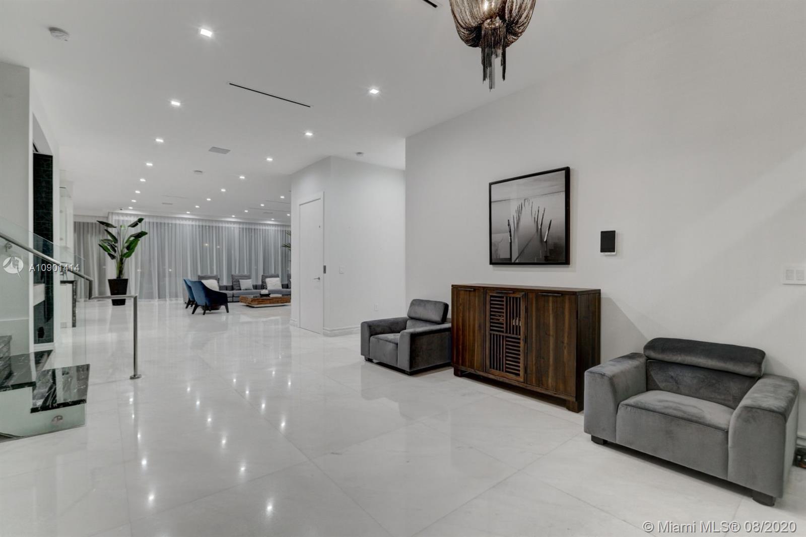 SEA ISLAND - Residential