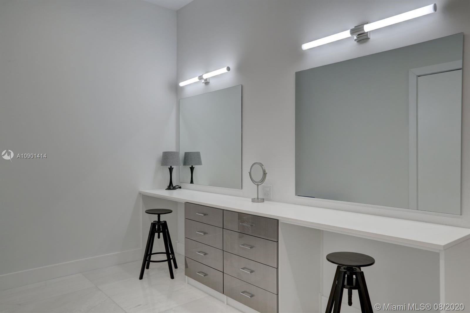 SEA ISLAND - Residential