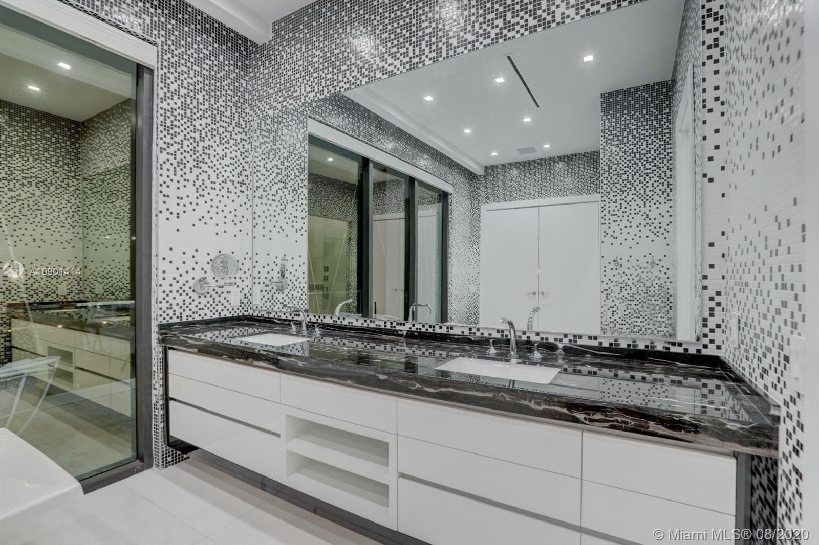 SEA ISLAND - Residential