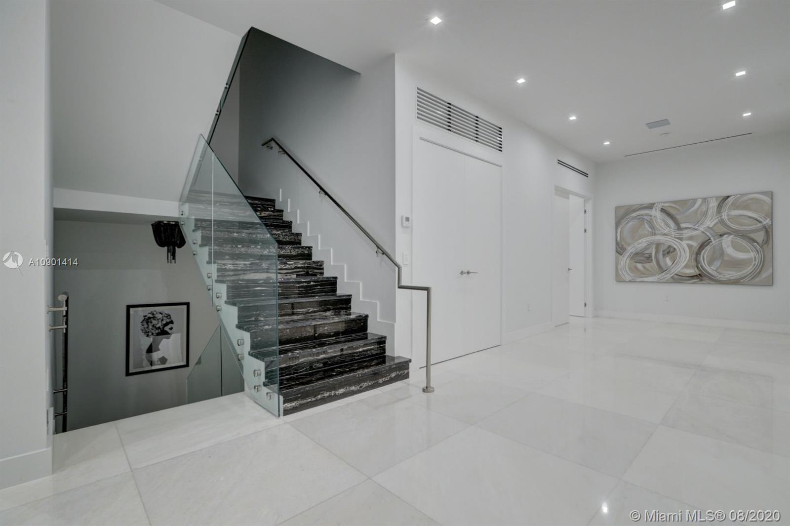 SEA ISLAND - Residential