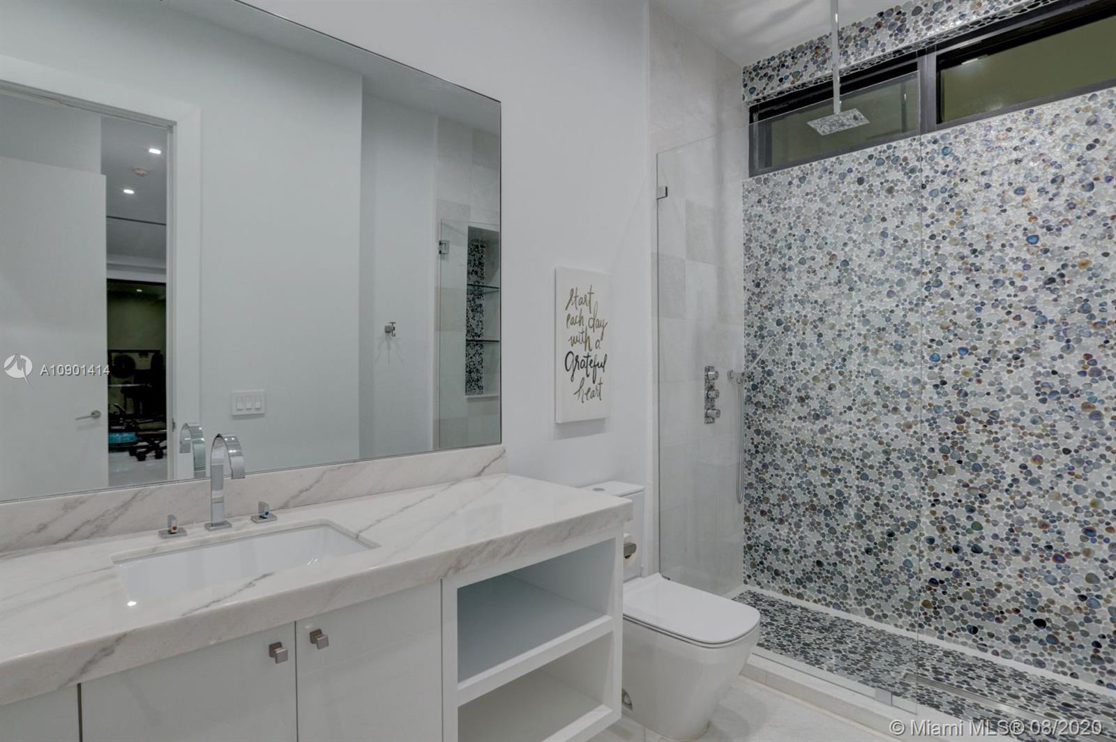 SEA ISLAND - Residential