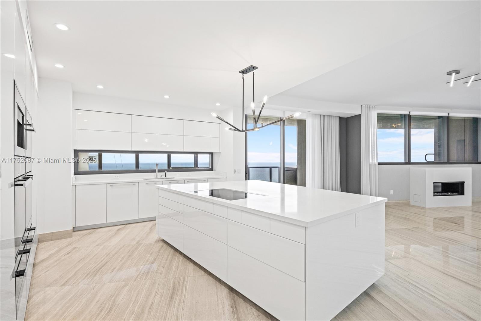 18555 COLLINS AVENUE COND - Residential