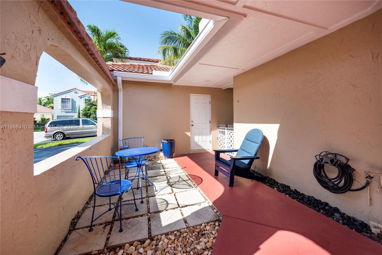 1426 Seagrape Cir