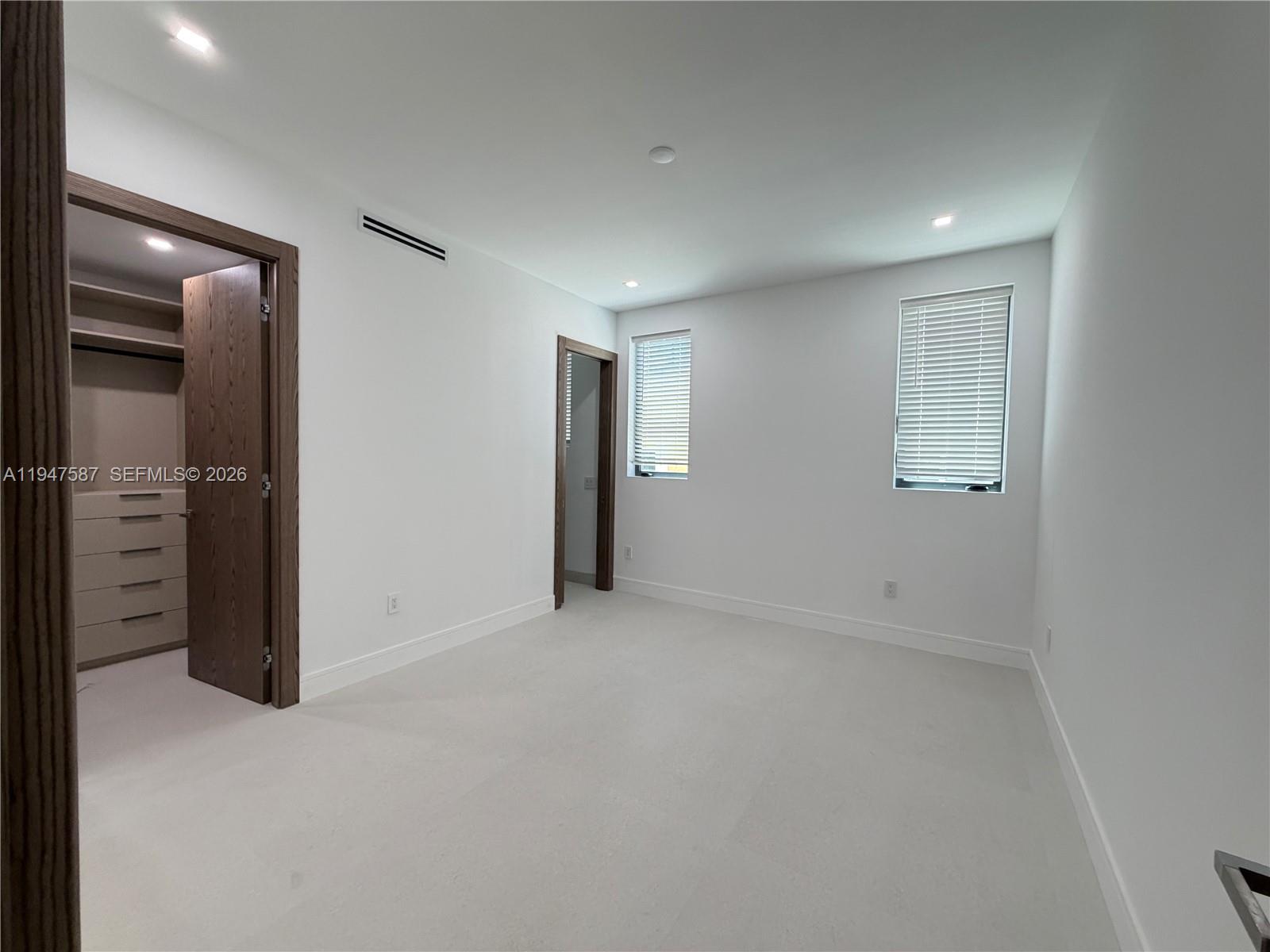 PINEWOOD PLACE RESUB PT - Residential