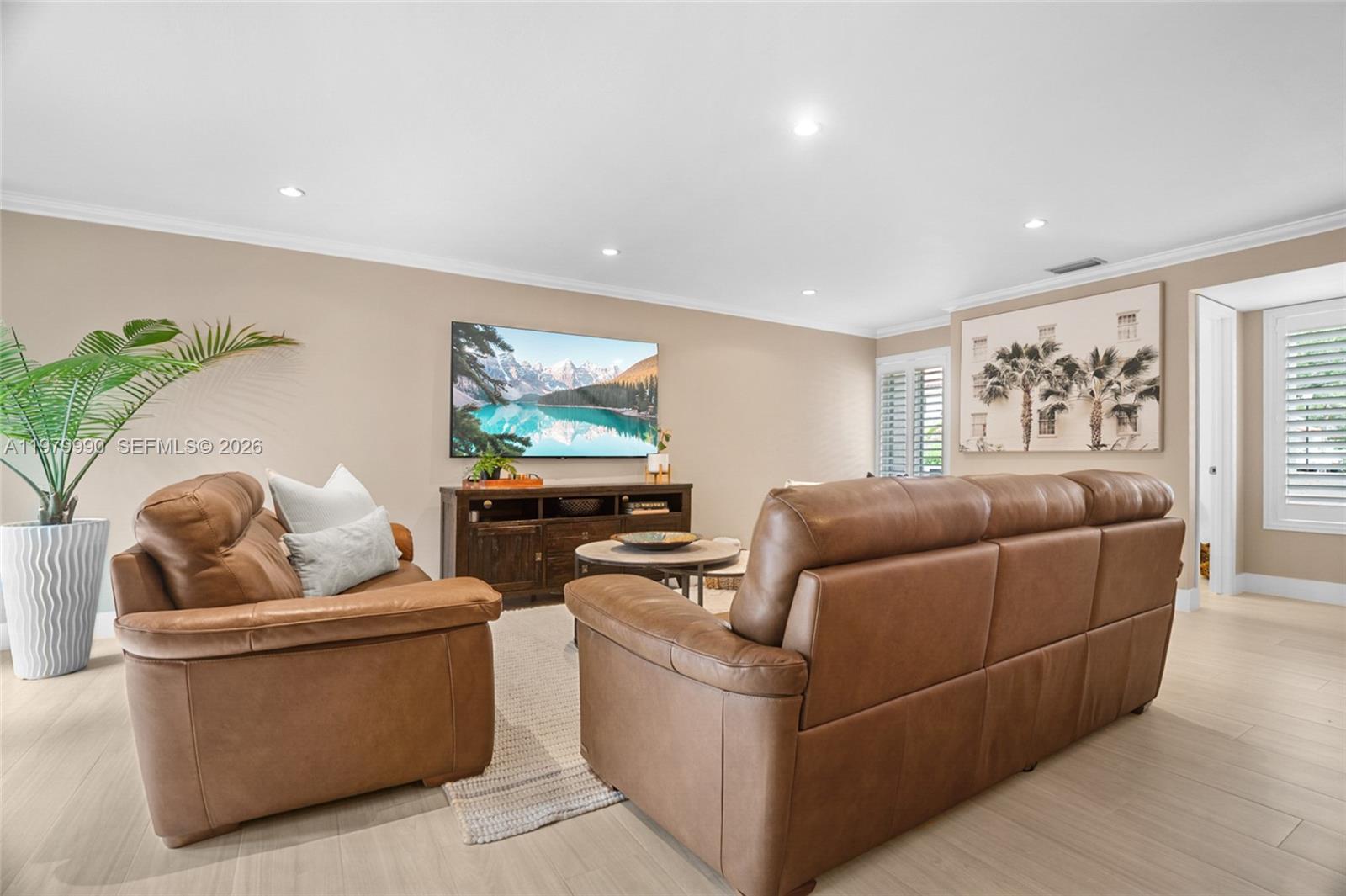 SUNSET ON THE PARK SEC 1 - Residential