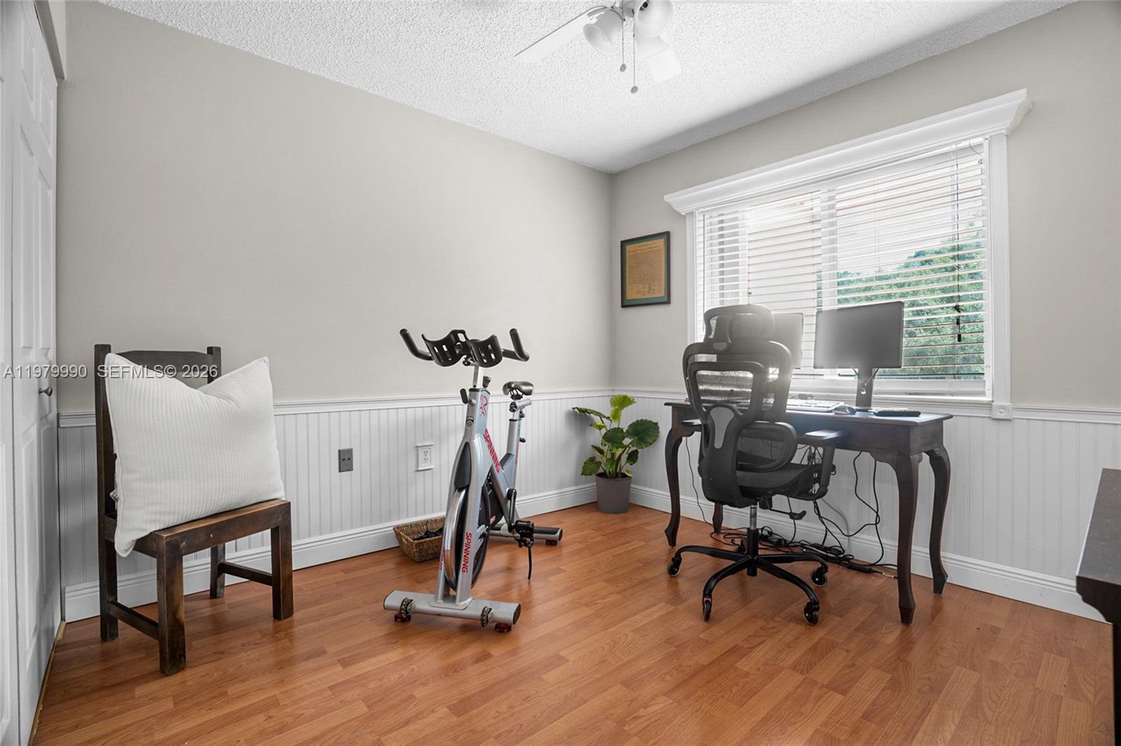 SUNSET ON THE PARK SEC 1 - Residential