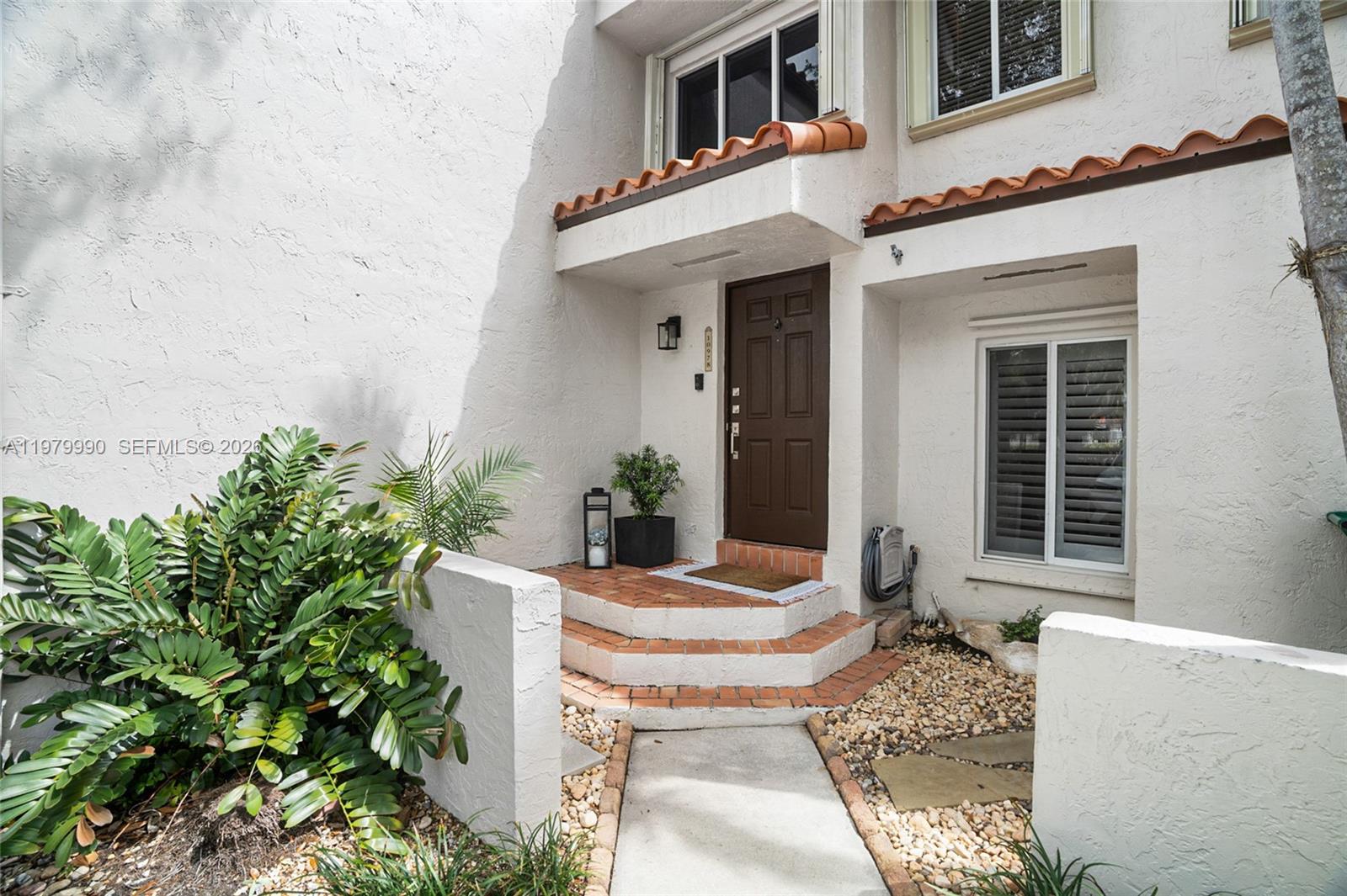 SUNSET ON THE PARK SEC 1 - Residential