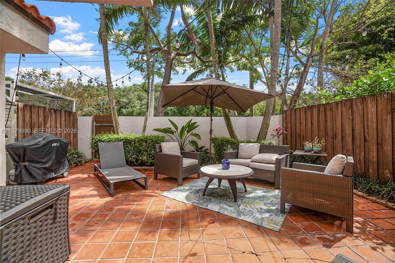 SUNSET ON THE PARK SEC 1 - Residential