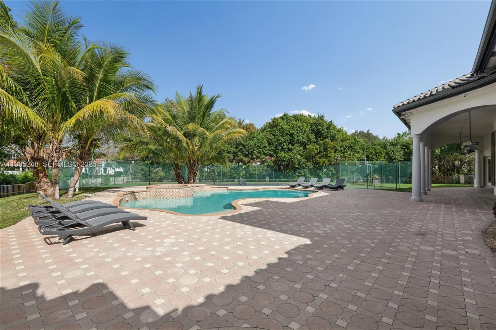 WINDMILL RANCH ESTATES - Residential