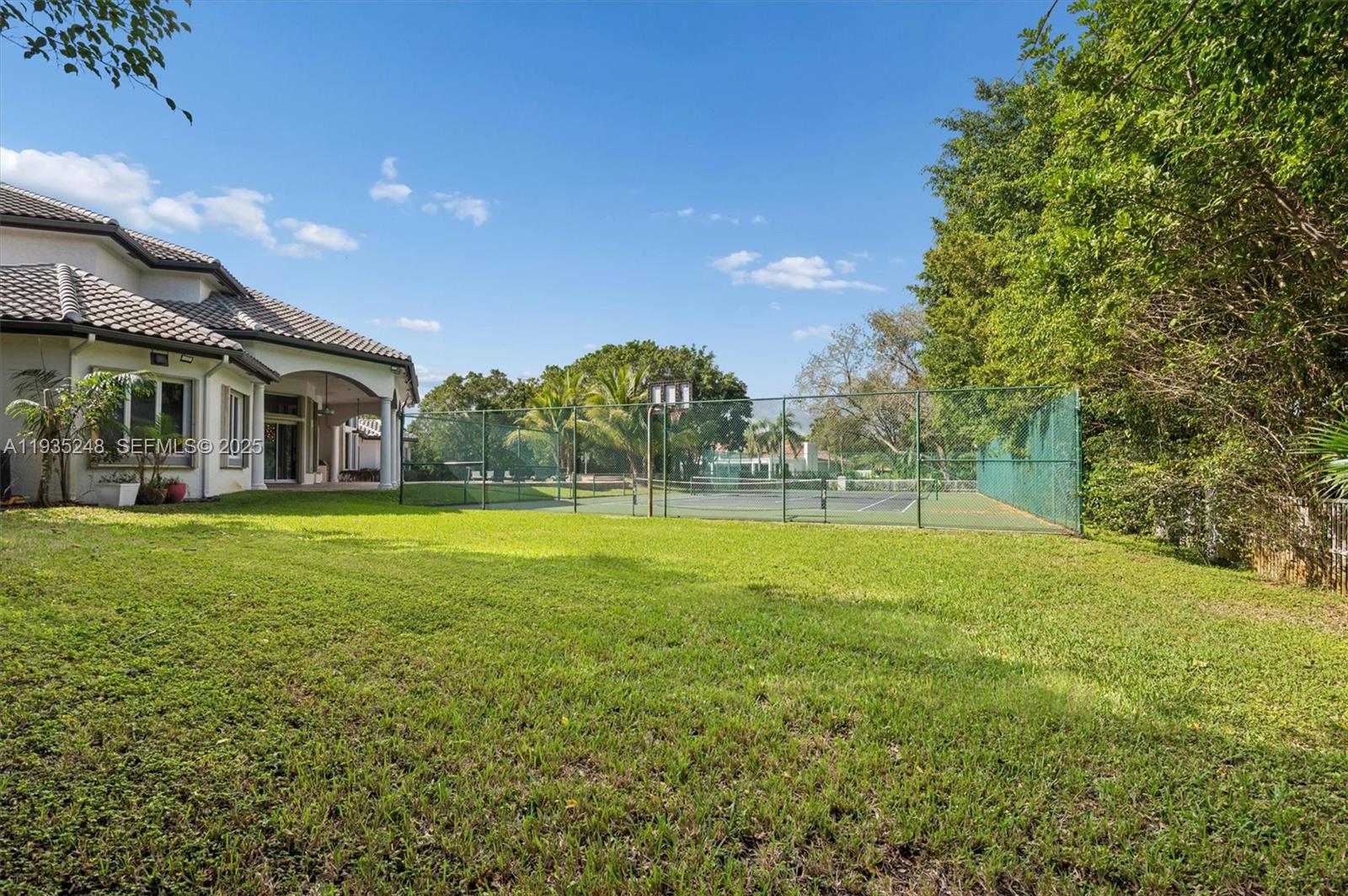 WINDMILL RANCH ESTATES - Residential