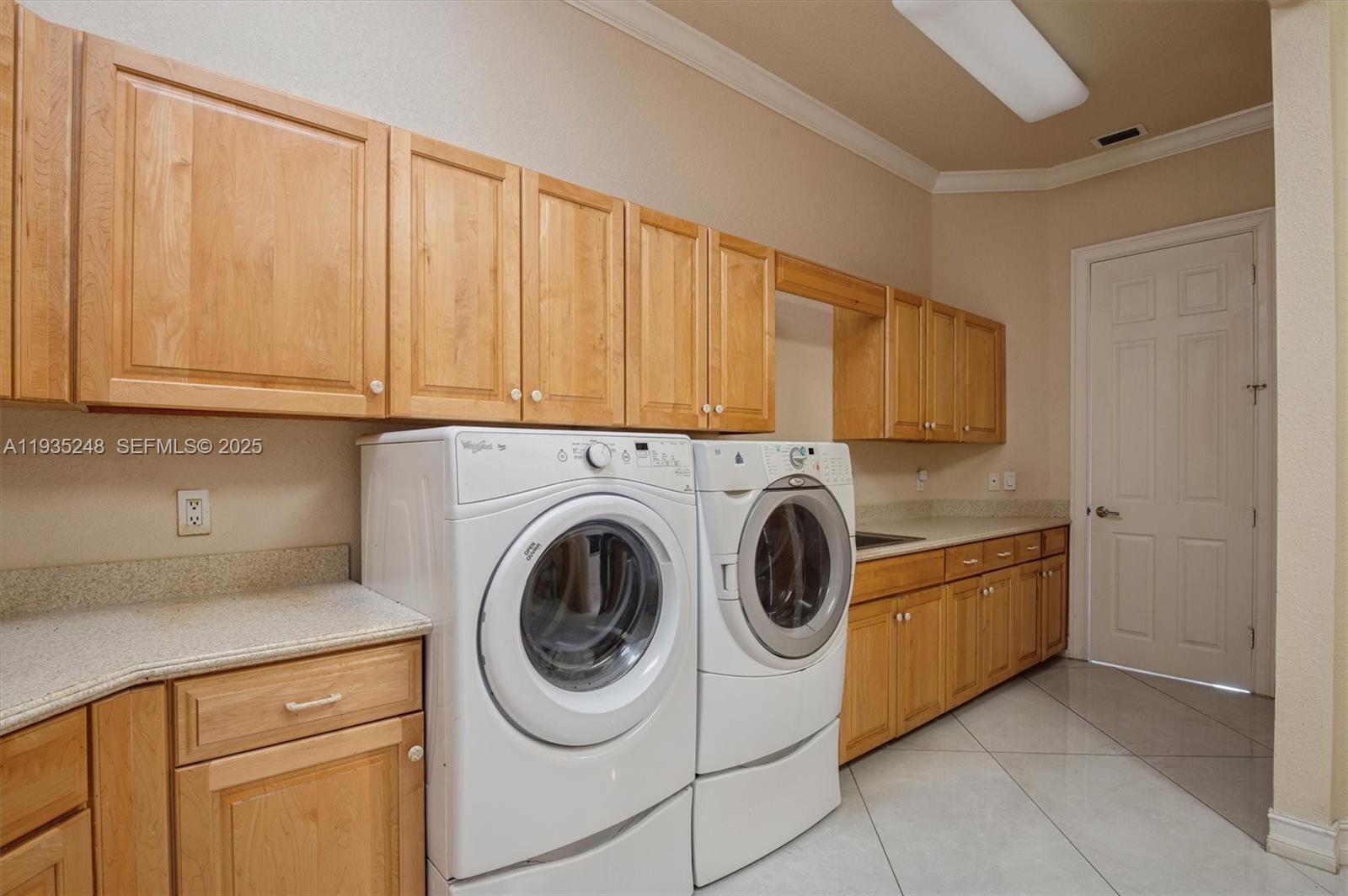 WINDMILL RANCH ESTATES - Residential