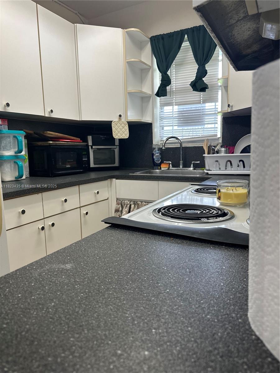 VILLA BISCAYA JARDINES CO - Residential