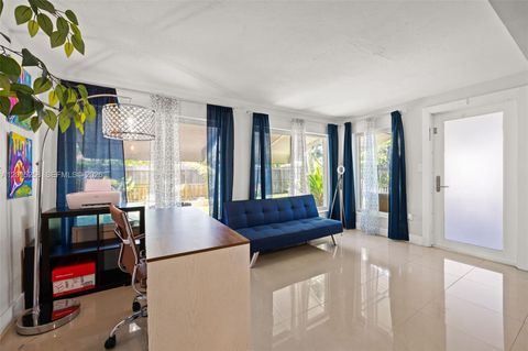 Tiny photo for 541 SW 38th Ave, Fort Lauderdale, FL 33312 (MLS # A12005258)