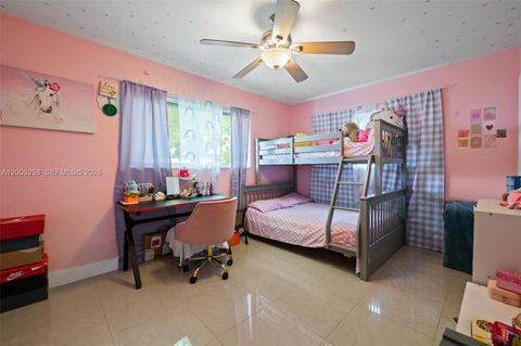 Tiny photo for 541 SW 38th Ave, Fort Lauderdale, FL 33312 (MLS # A12005258)