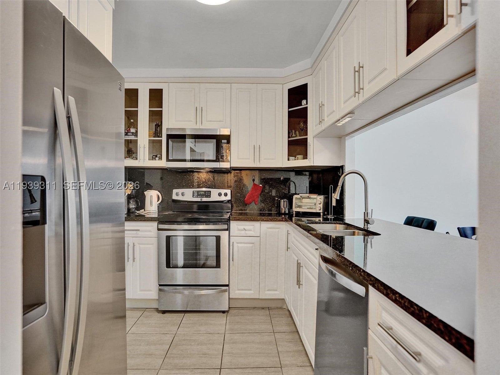 3725 S Ocean Dr 520, Hollywood FL 33019