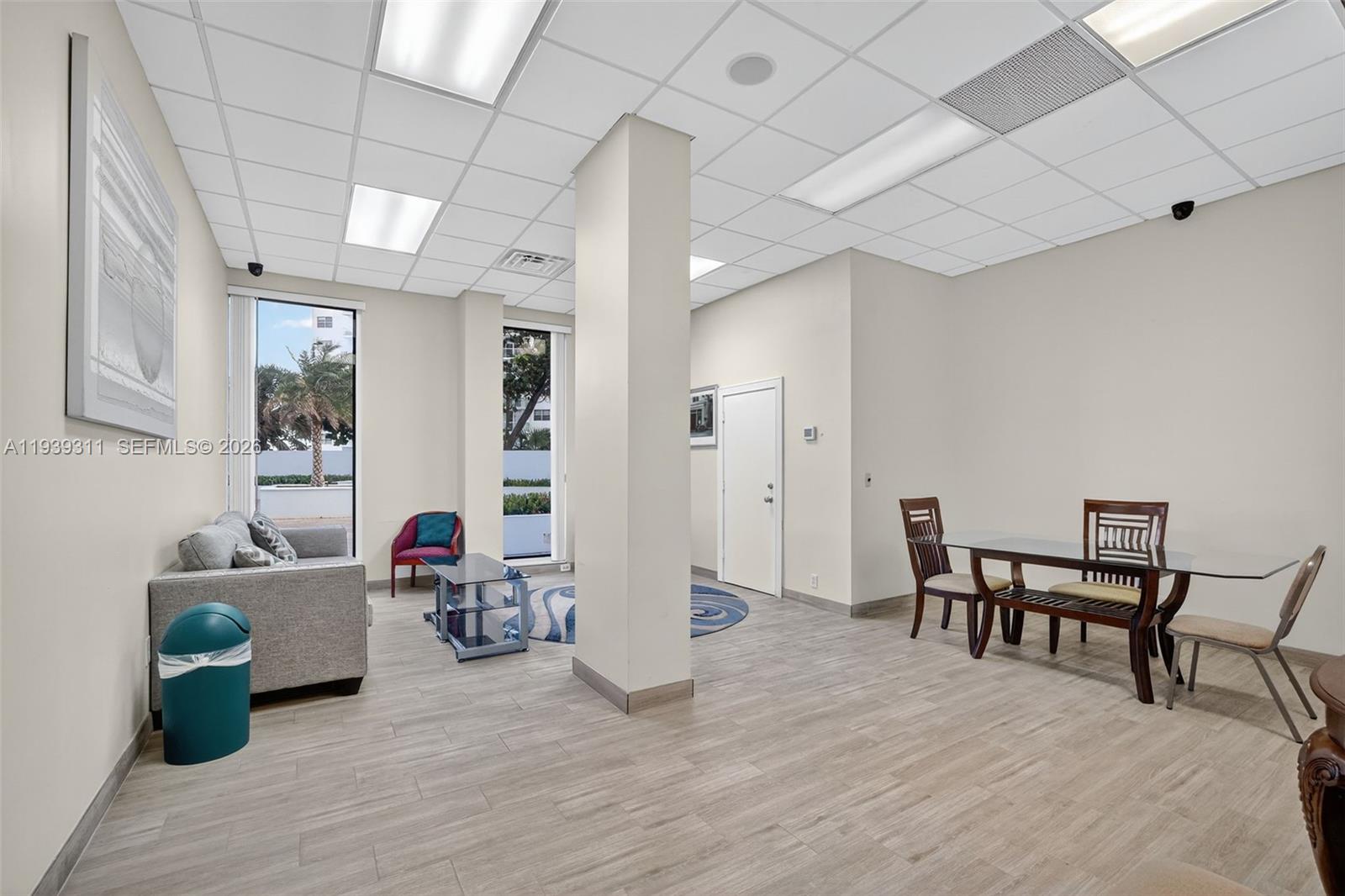 SEA AIR TOWERS CONDO - Residential