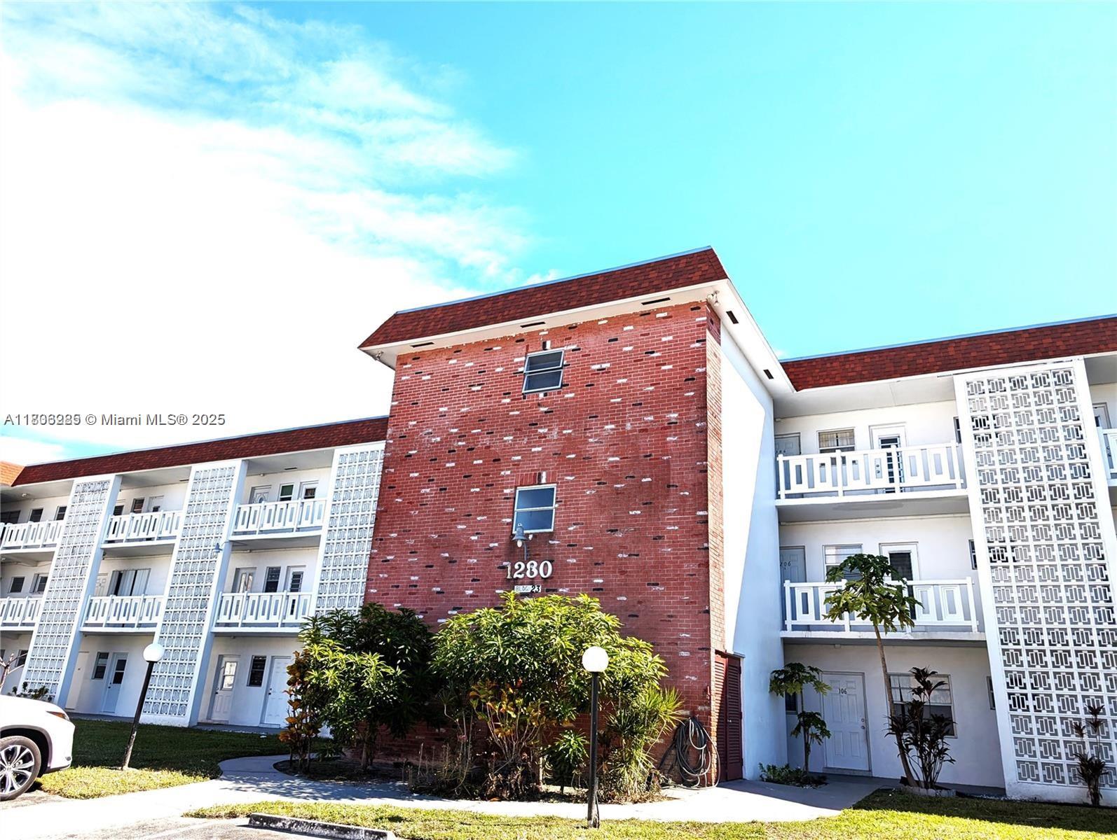 PARK SOUTH TEN INC CONDO - Residential