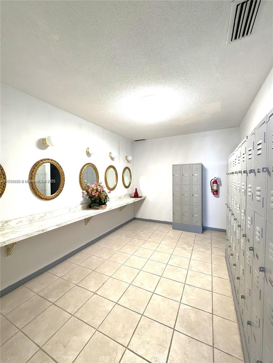 PARK SOUTH TEN INC CONDO - Residential