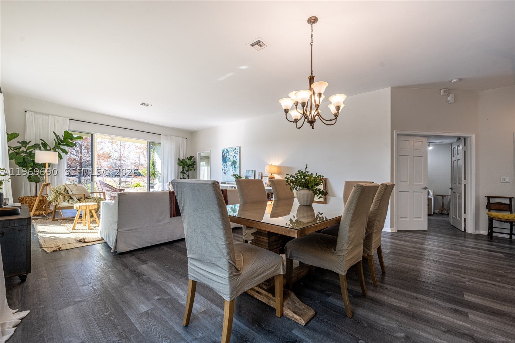 2668 Country Golf Dr