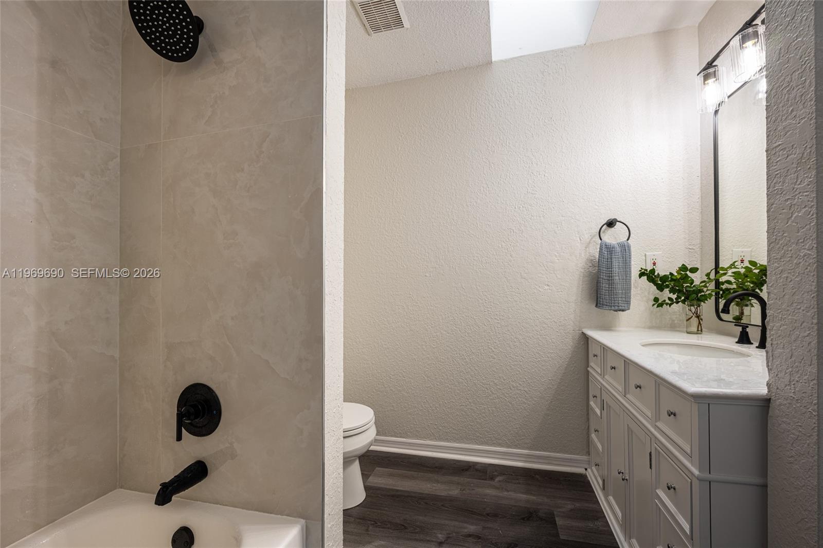 LAKEFIELD OF THE LANDINGS - Residential