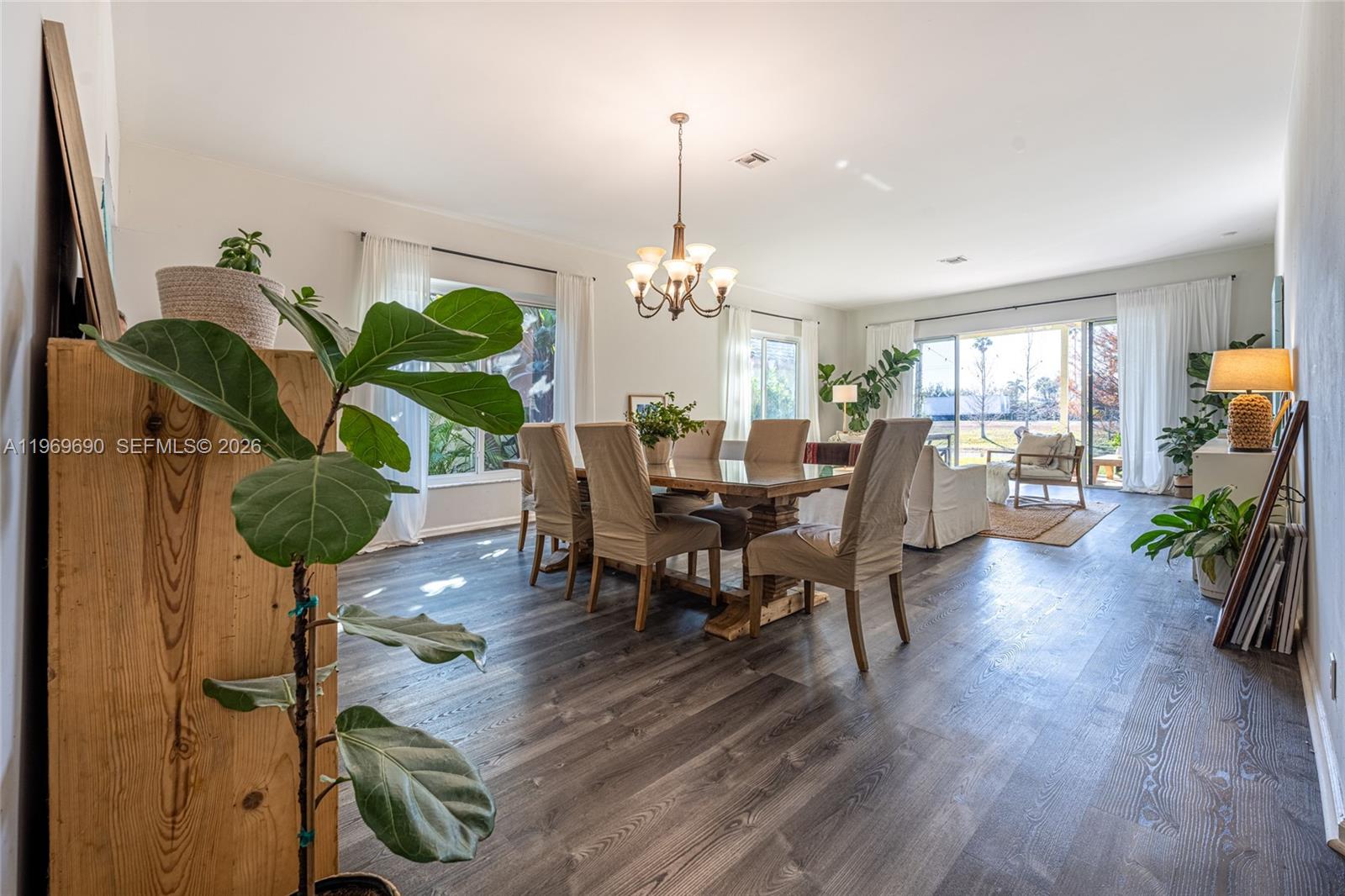 2668 Country Golf Dr