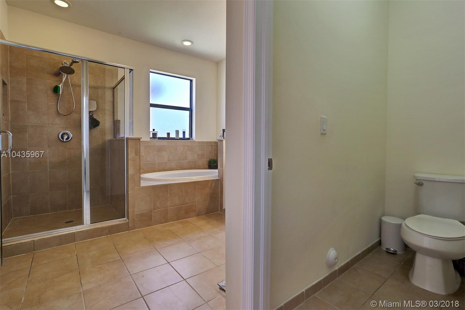 GARDEN ESTATES AT THE HAM - Residential