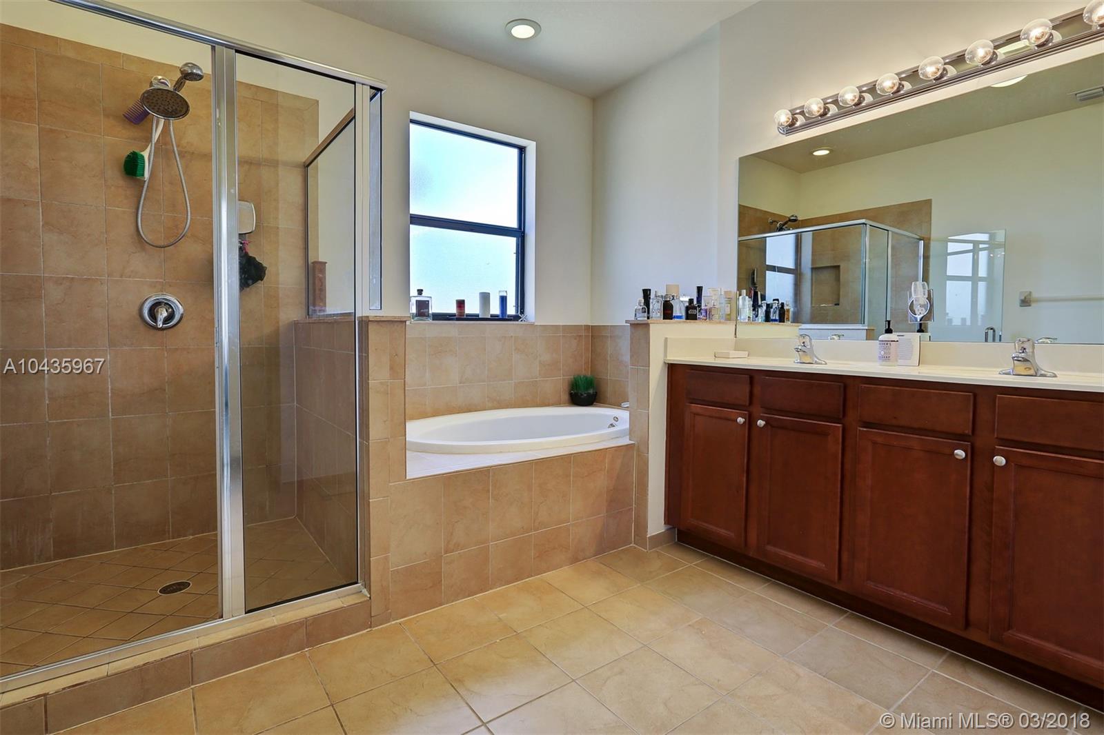 GARDEN ESTATES AT THE HAM - Residential