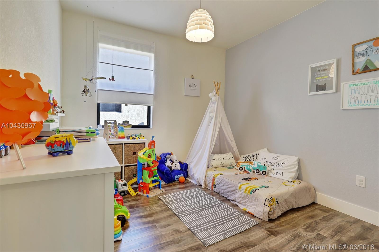 GARDEN ESTATES AT THE HAM - Residential