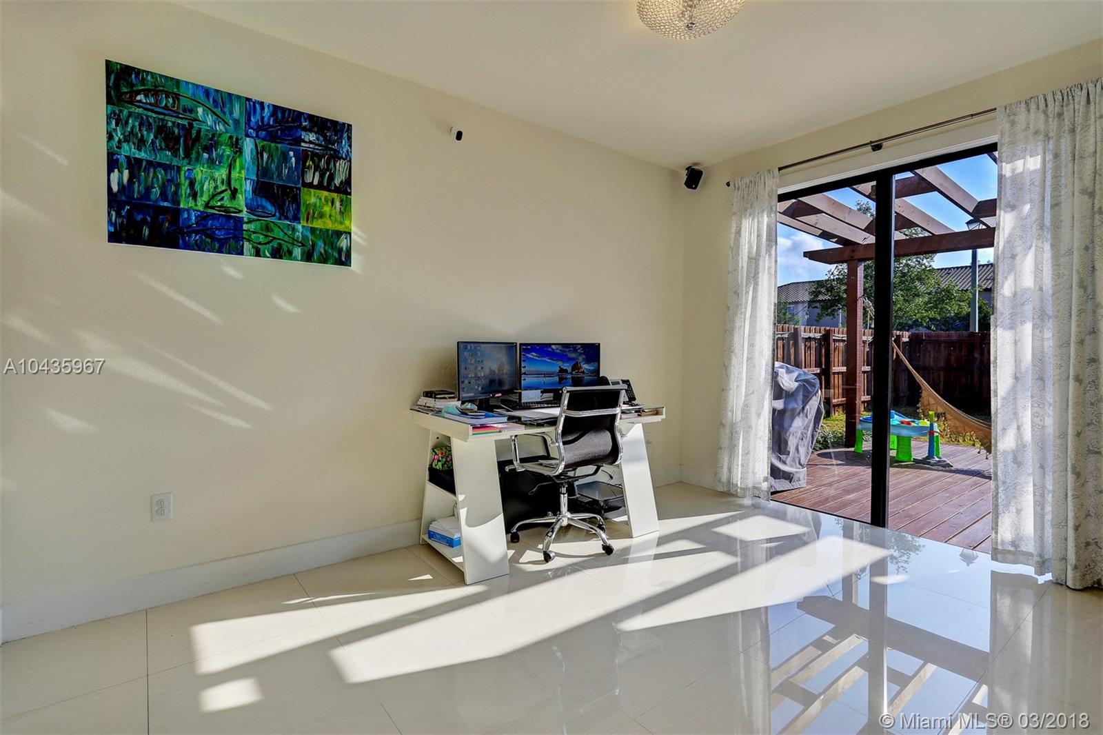 GARDEN ESTATES AT THE HAM - Residential