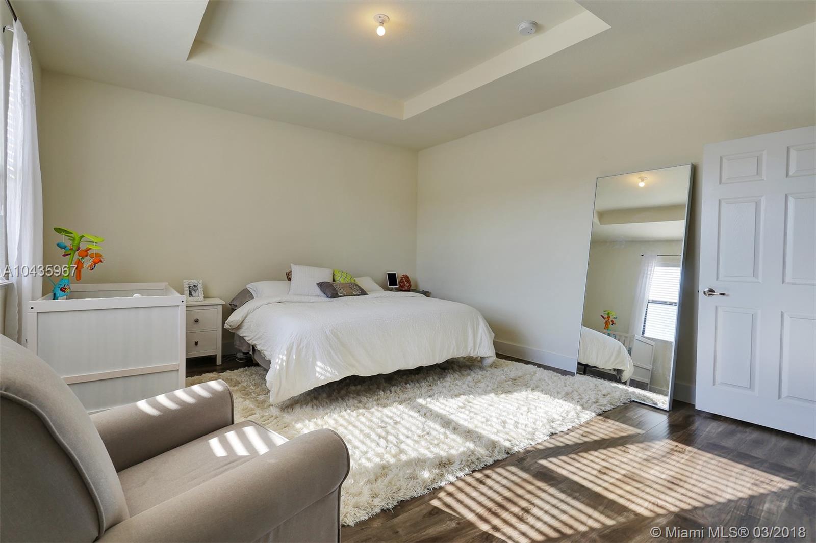 GARDEN ESTATES AT THE HAM - Residential