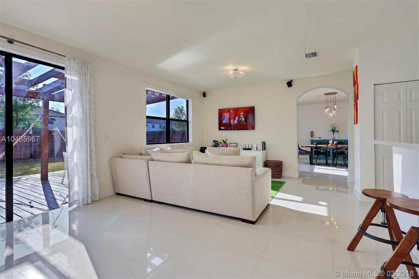 GARDEN ESTATES AT THE HAM - Residential