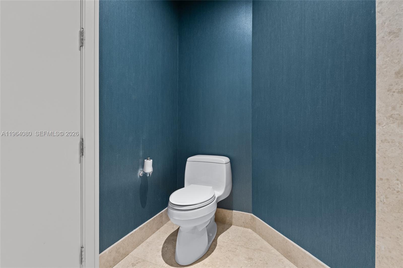 BAL HARBOUR CENTER CONDO - Residential Lease