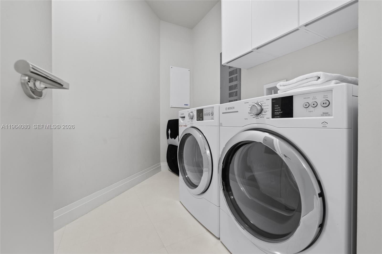 BAL HARBOUR CENTER CONDO - Residential Lease