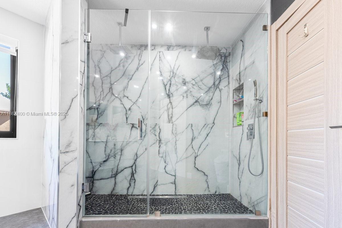 SUNNYVIEW SUB - Residential