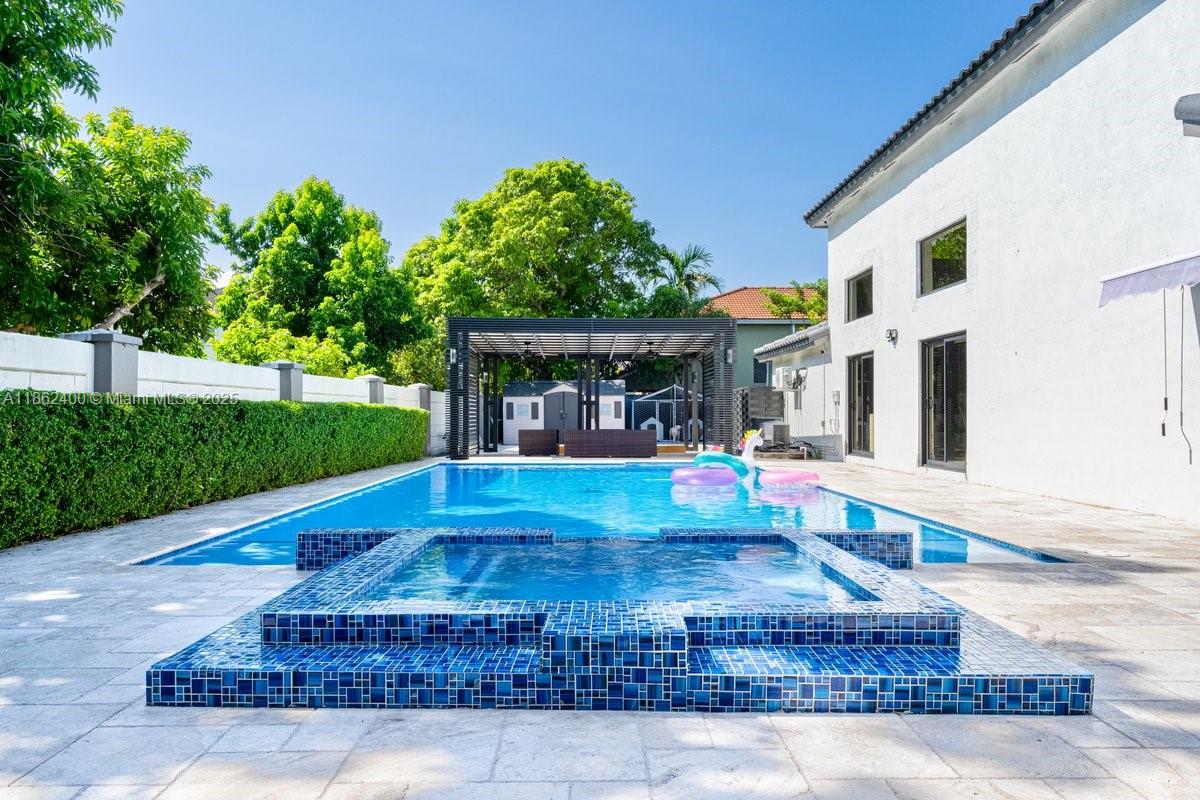 SUNNYVIEW SUB - Residential