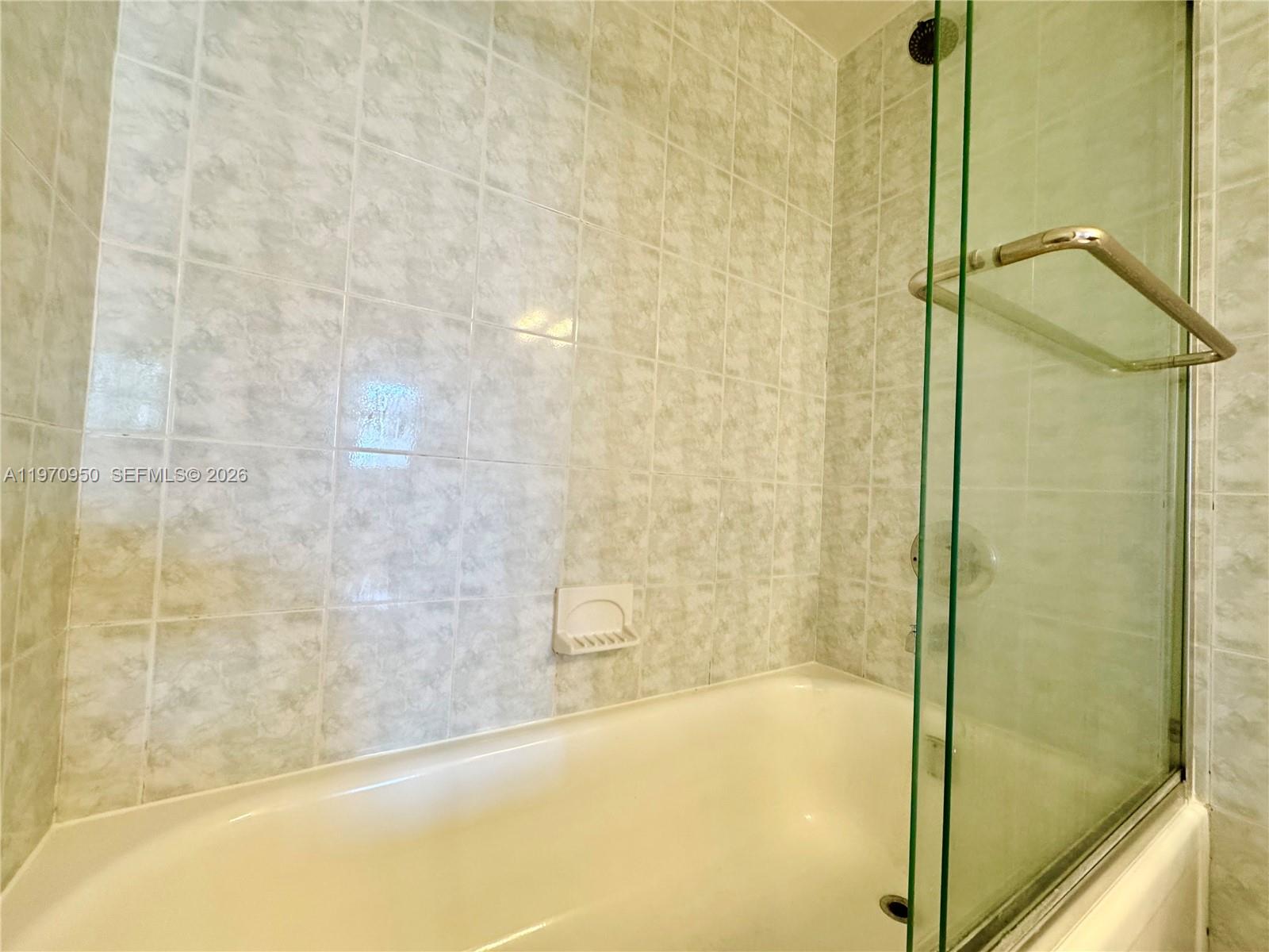 WINSTON TOWERS 600 CONDO - Residential