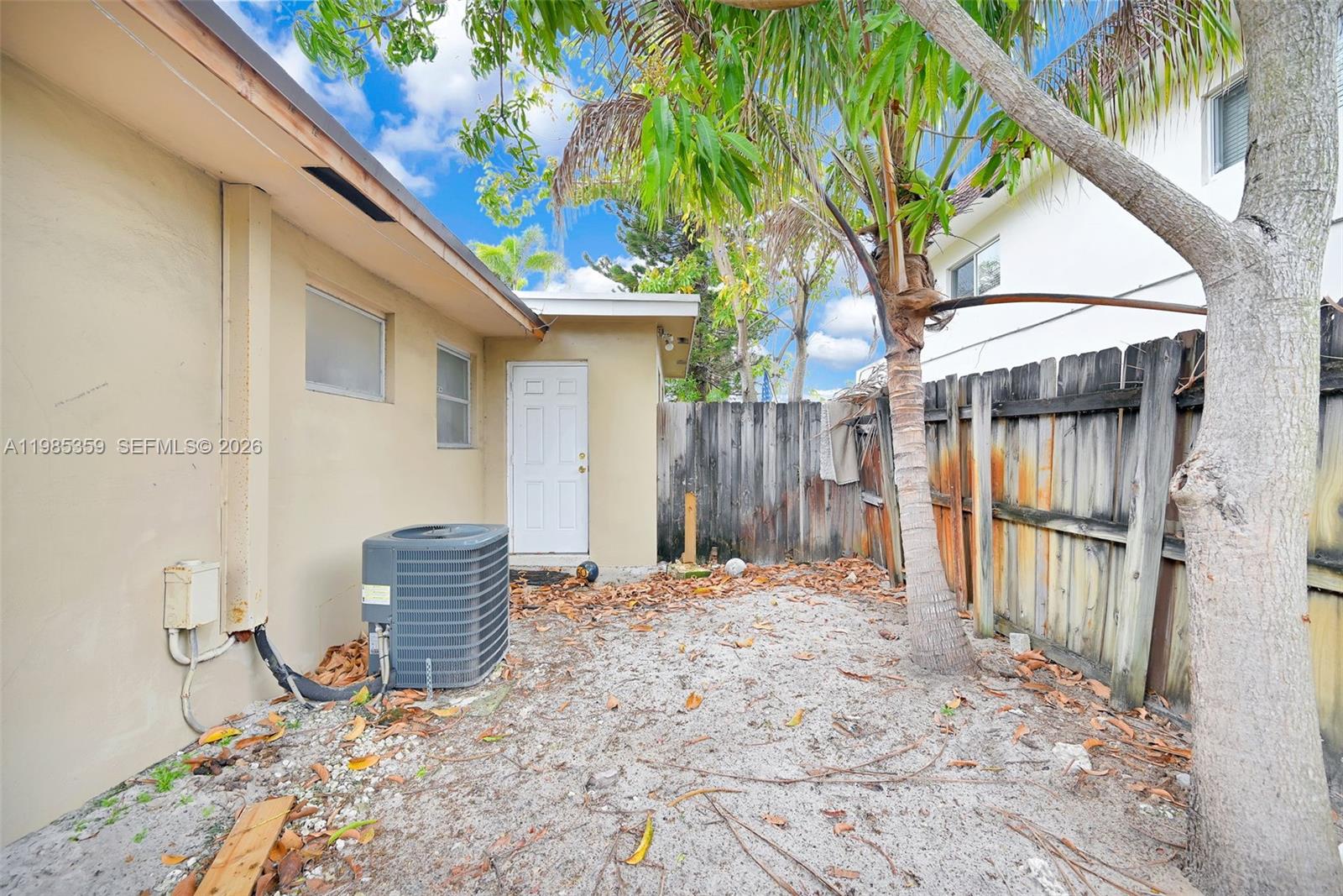 OCEAN BOULEVARD PARK - Residential Income