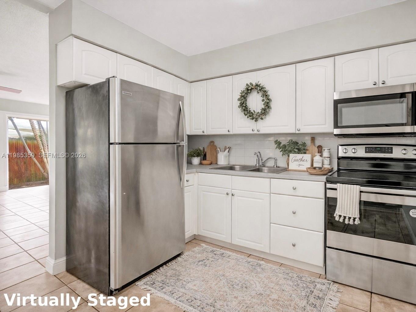 OCEAN BOULEVARD PARK - Residential Income