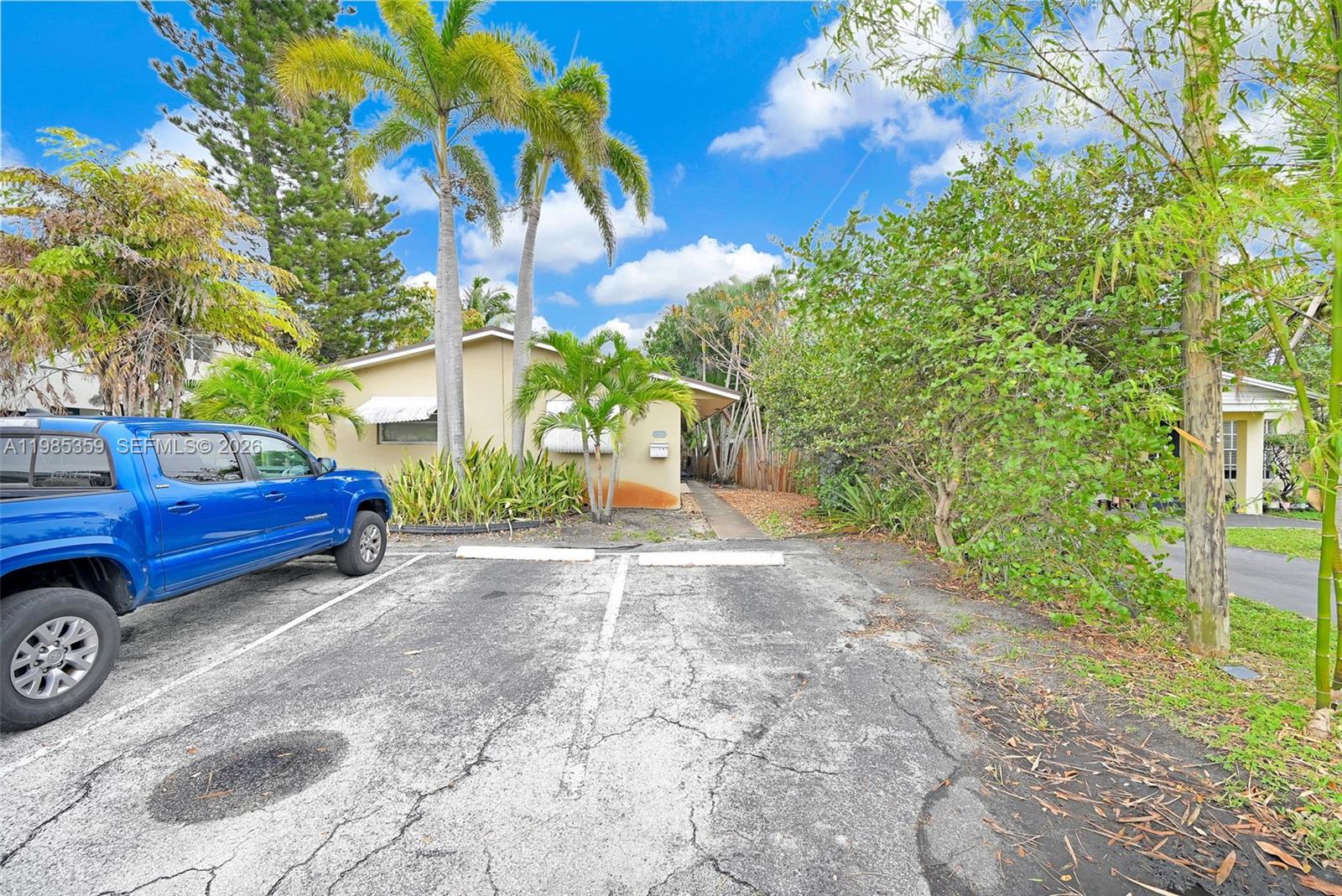 OCEAN BOULEVARD PARK - Residential Income