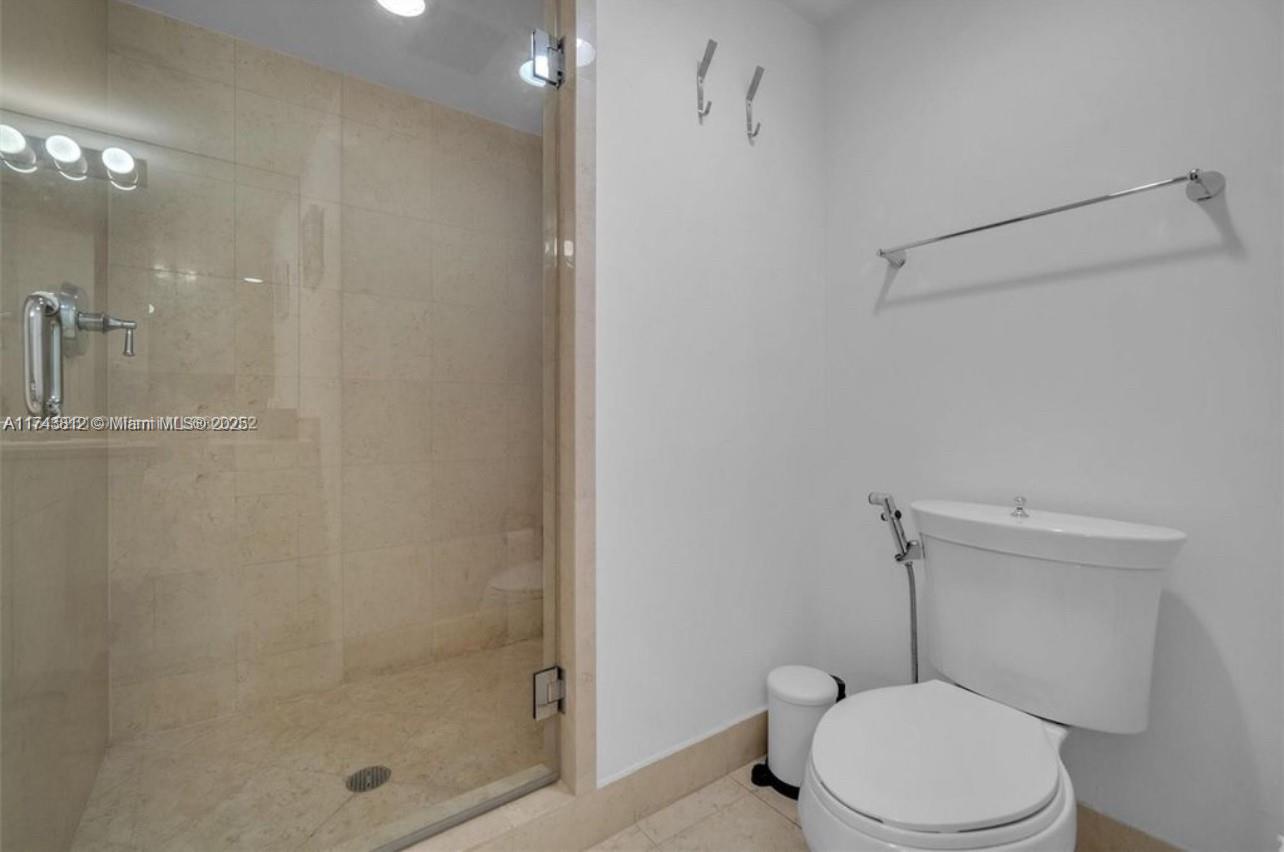 TURNBERRY VILLAGE SO TOWE - Residential