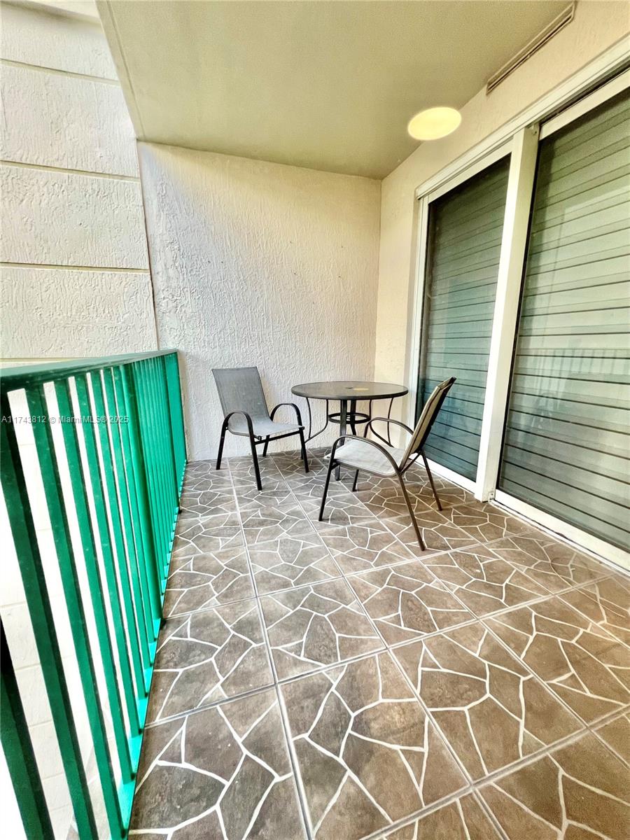 TURNBERRY VILLAGE SO TOWE - Residential